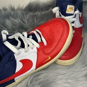 Nike Air Force 1 mini swoosh